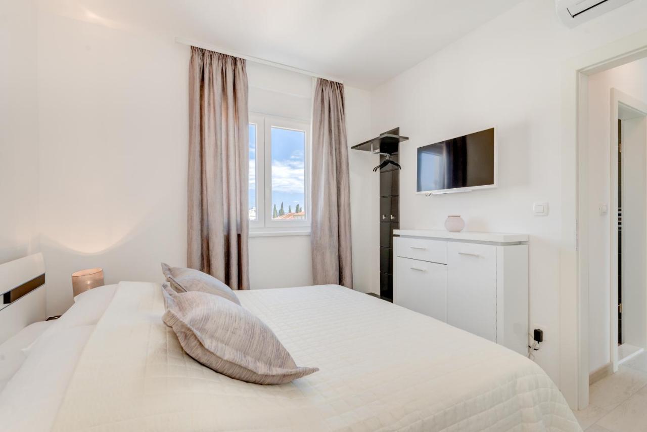 Modern 4* Luxury Apartment In Center Trogir Eksteriør billede